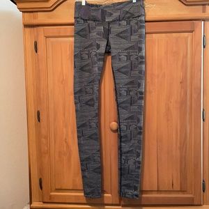 Pure Barre Black and White Legging